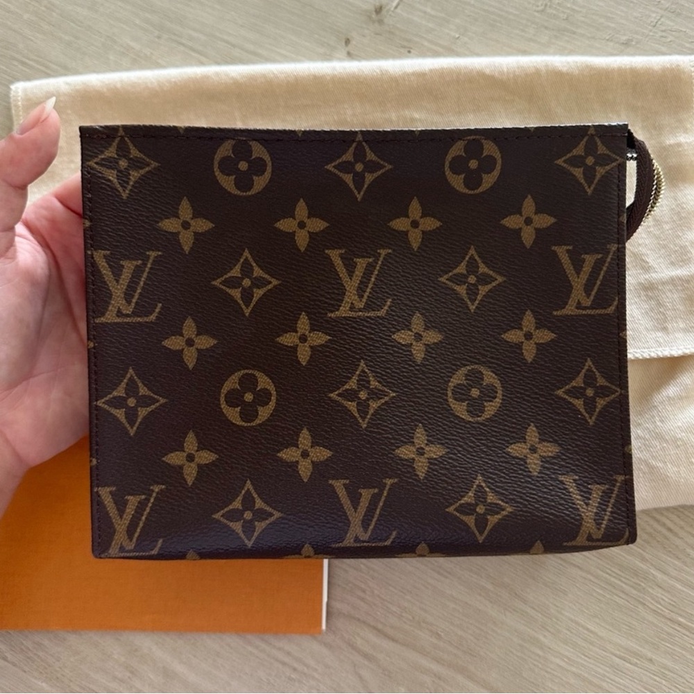 Louis Vuitton Toiletry Pouch 19